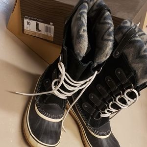 Sorel Joan of Arc Boots